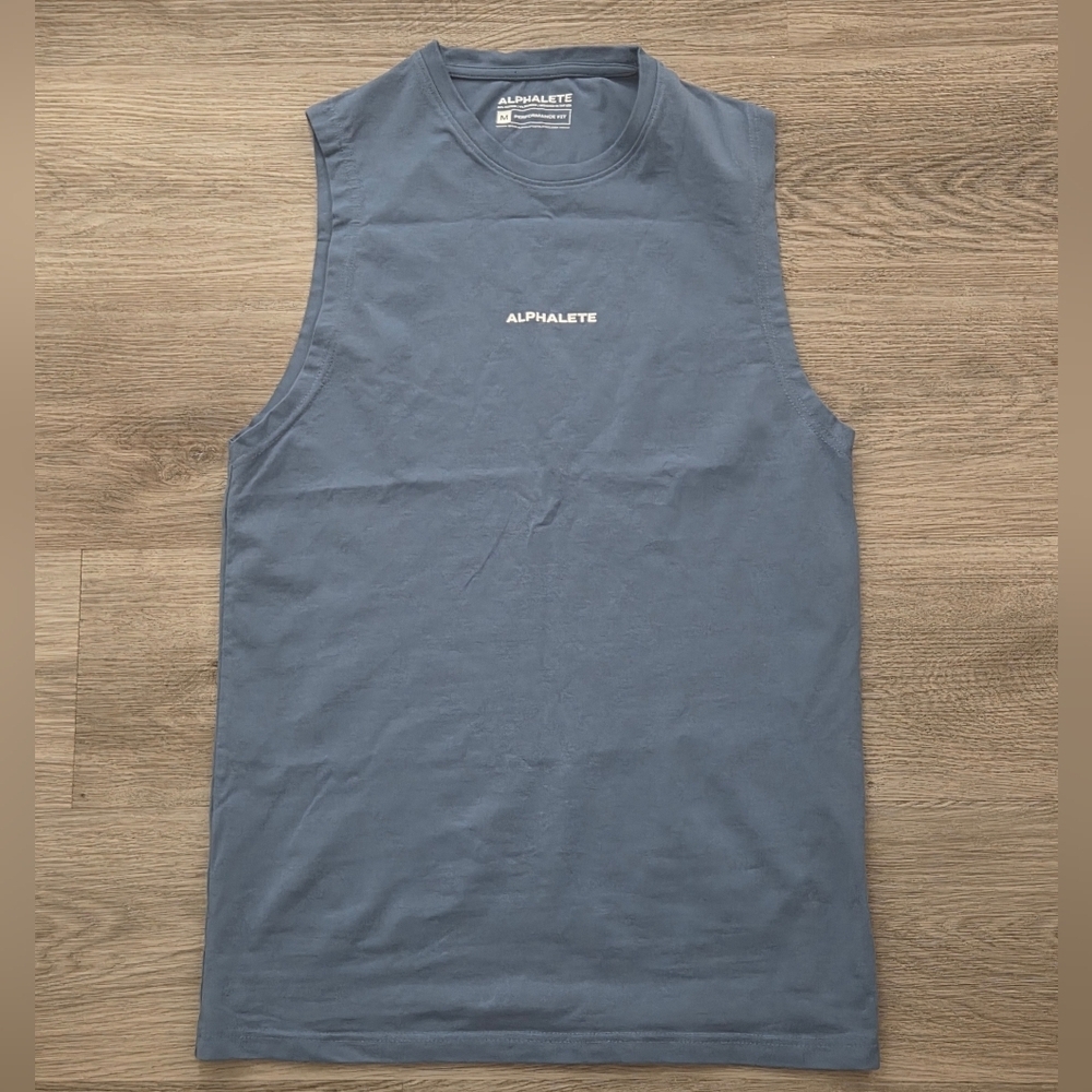 Alphalete Sleeveless Performance Fit Muscle Tank Top Medium. - Picture 2 of 7
